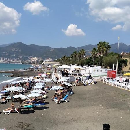 Holiday Home Casa Vacanze Salerno Exteriér fotografie