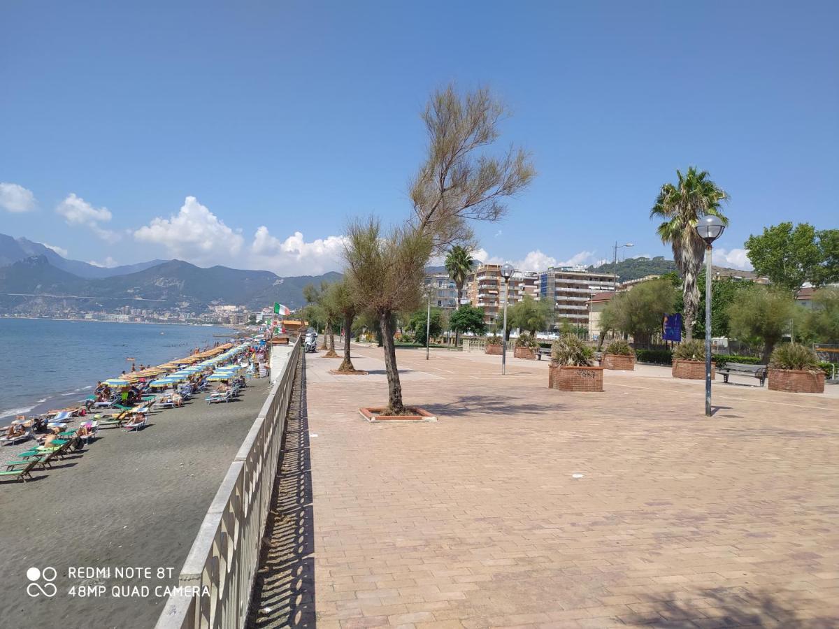 Holiday Home Casa Vacanze Salerno Exteriér fotografie