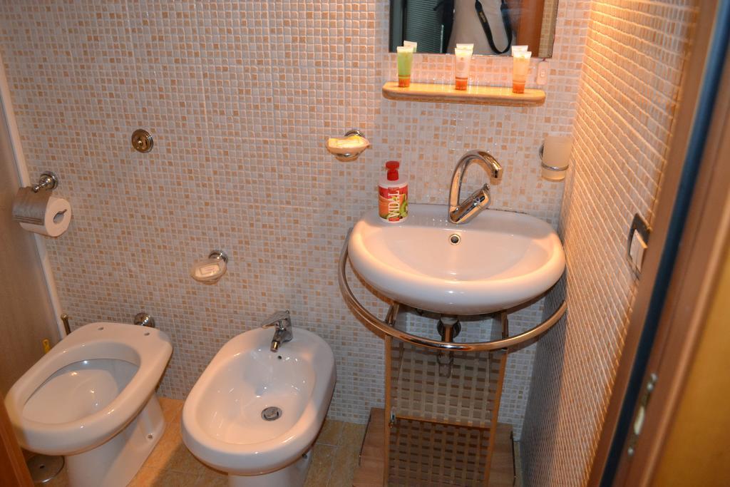 Holiday Home Casa Vacanze Salerno Exteriér fotografie